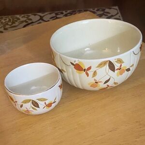 Vintage Hall’s Superior Quality Kitchenware